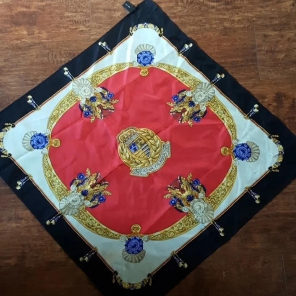 Coat Of Arms Silk Scarf View 6